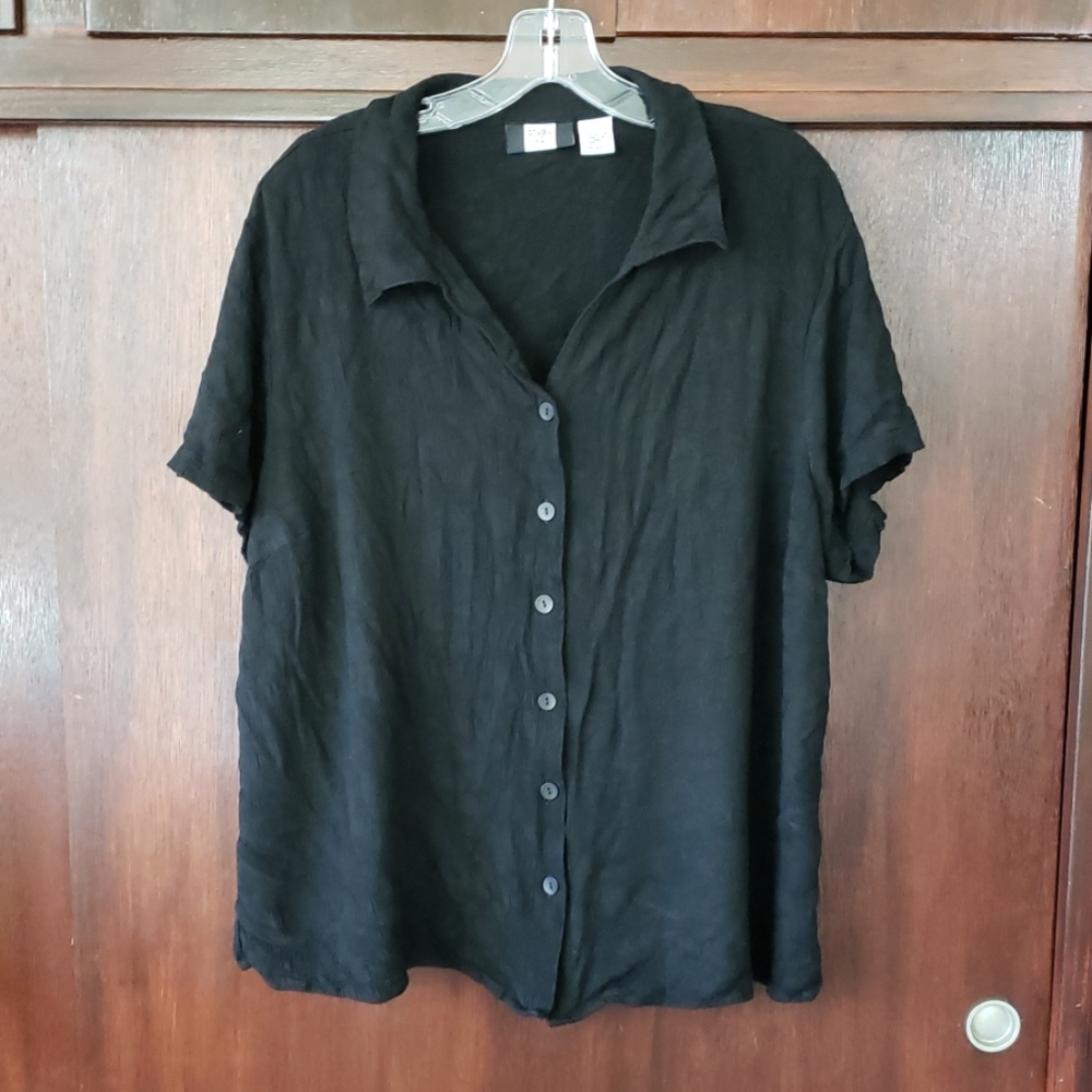 Black blouse.